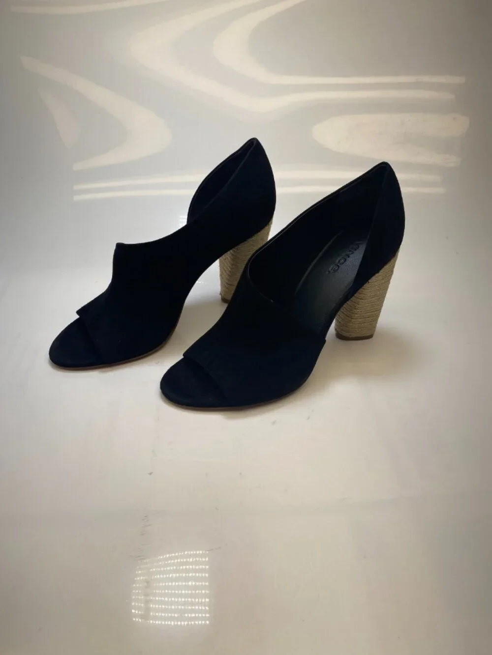Vince Percey Women's  Black Peep Toe Suede Heel Sz  7